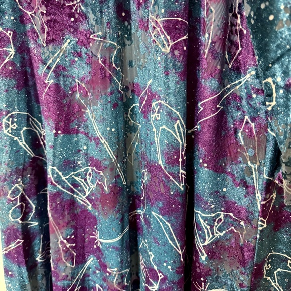 Harry Potter Exclusive Boxlunch Collection Burn Out Velvet Constellation Kimono - Picture 2 of 7